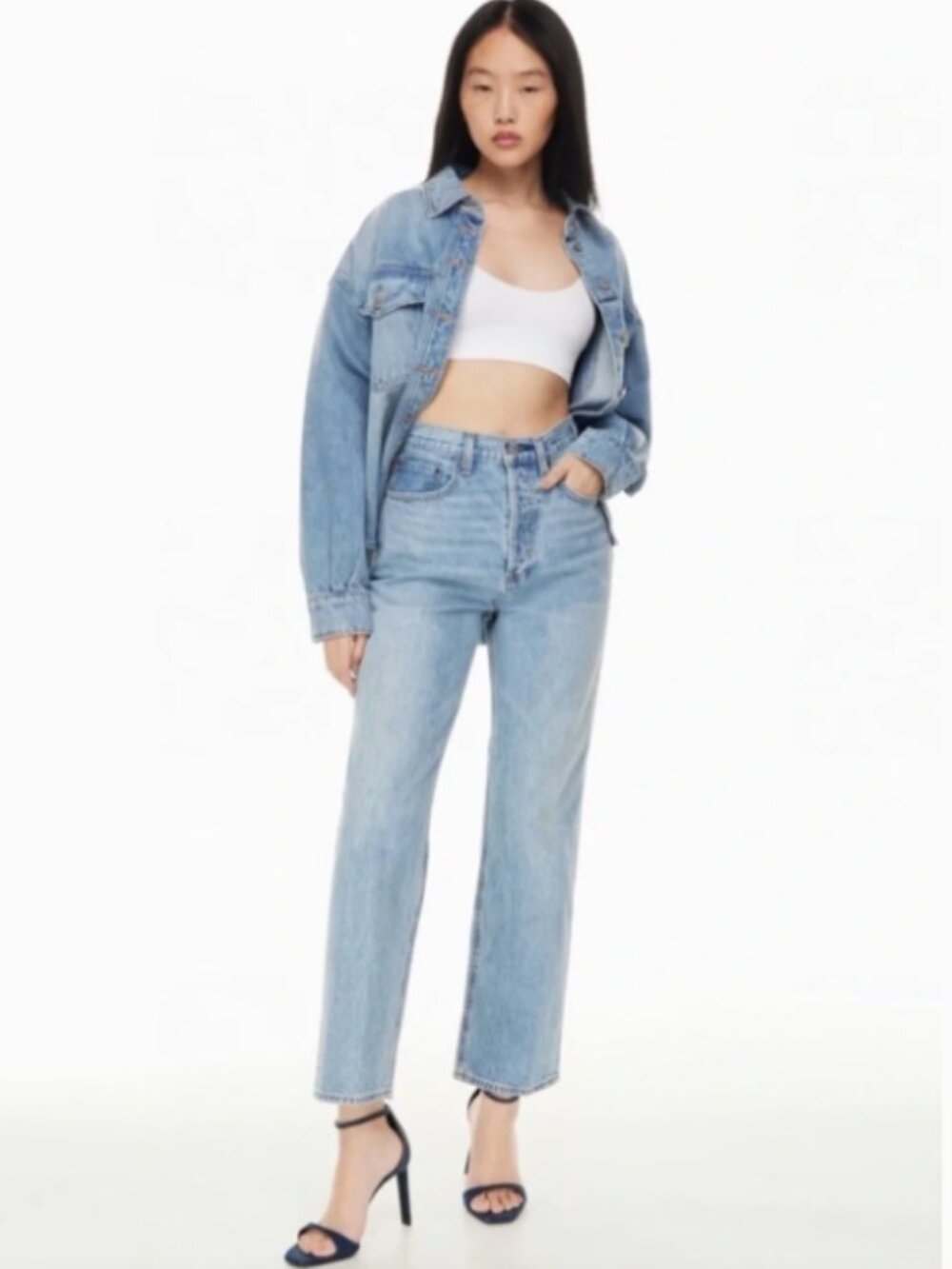 Aritzia Denim Forum The Joni High Rise Loose 29L Tall Light Wash Size 26